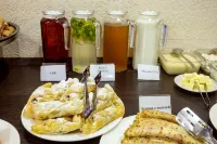 Favorit Hotel - breakfast