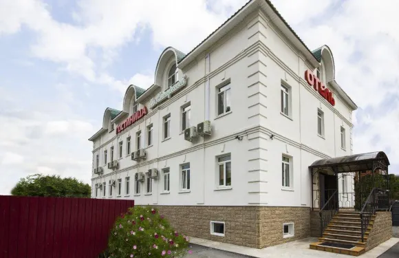 卡什斯卡亞秋明中心酒店