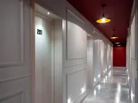 Mina Arbat Hotel Hotels near Millionka