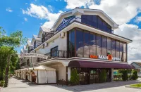 Ajsberg Mini-Hotel Hotels in Budyonnovsk