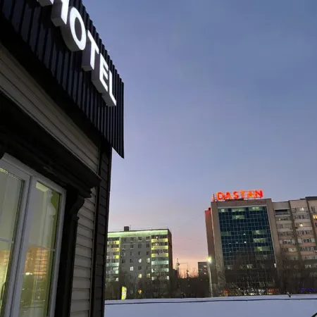 Hotel Nomad (Номад)