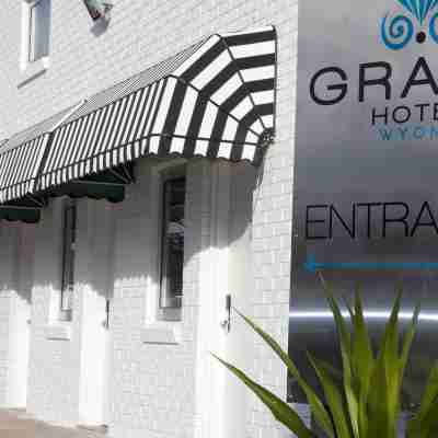 Grand Hotel and Studios Hotel Exterior