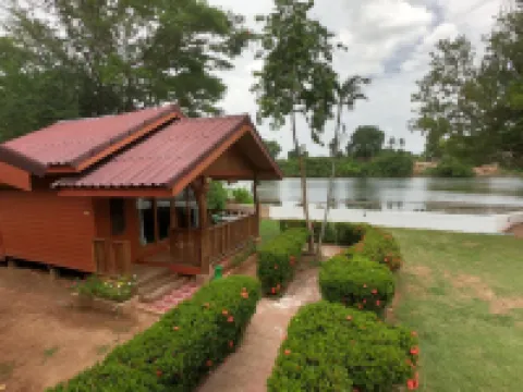 Buasawan Resort & Restaurant Hotels near Keeree Tara Restaurant