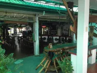 Harleys Pub and Hotel