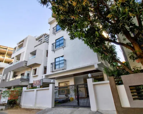 Itsy Hotels Shri Guru Service Apartment Hotels near Sitabuldi Fort