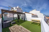 더 세븐틴 호스텔  호텔