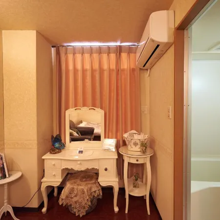 Hotel 4F Macaroni