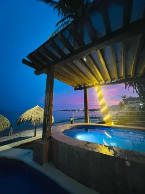 Los Picos Hotel & Suites Bucerias - balcony