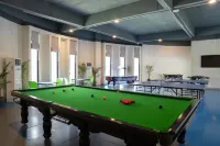 Ananta Spa & Resort Ajabgarh - vue sur la montagne