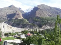 Tourist Cottage Hunza - parking