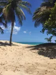 Red Door Inn - Beach