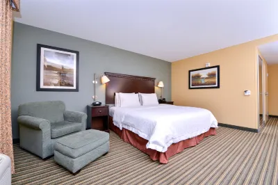 Hampton Inn & Suites by Hilton Fort Belvoir Alexandria South Hotels in Mount Vernon