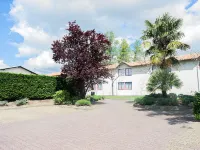 Ibis Bordeaux Saint-Émilion Hotels in Saint-Sulpice-de-Faleyrens