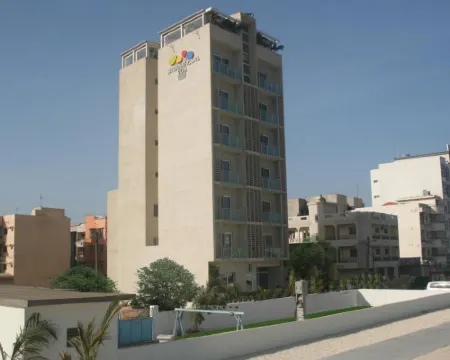 インターナショナル ホテル ダカール ダカールのホテル