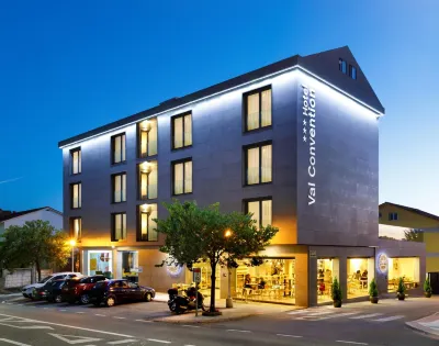 Hotel Val Convention Hotels near Pozas de Mougás