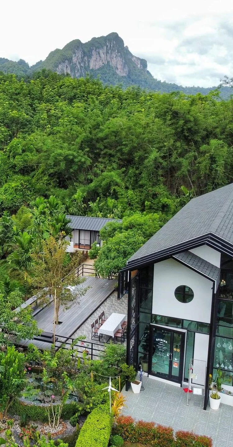 รูปภาพของคุ้มกะลาหัว cafe&farmstay