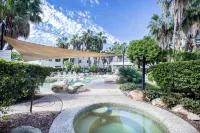 Bridgewater Terraces - Hot Tub