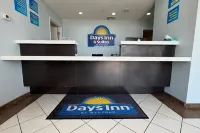 Days Inn & Suites by Wyndham Colorado City/I-20 Hotels in Colorado City