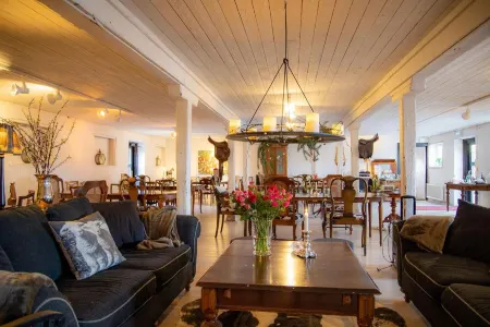 HEM Till Gården Boutique Hotel