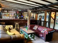 The Bowl Inn Hotels in Charing