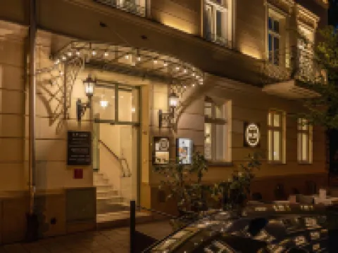 M29酒店 鄰近瓦維爾城堡的酒店