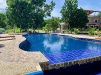 Shas Resort - Infinity Pools