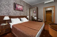 Lecco Hotel Hotels in Mytishchi
