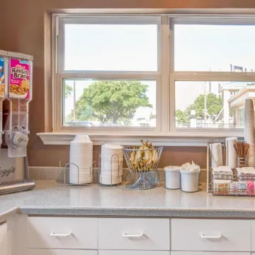 Super 8 by Wyndham Richardson Dallas