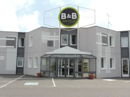 Hotel Inn Design Montluçon Отели в г. Вильбре