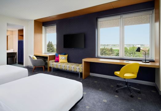 알로프트 몬트리올 에어포트