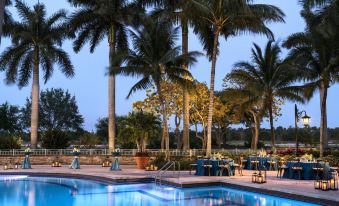 The Ritz-Carlton Naples, Tiburón