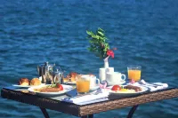 Retaj Moroni - Desayuno