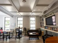 Chicago Parthenon Hostel Hotels near Union Station
