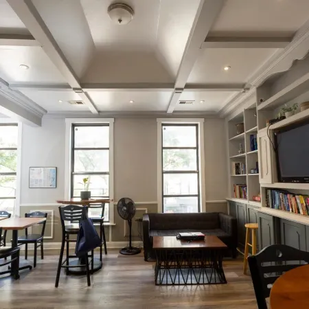 Chicago Parthenon Hostel