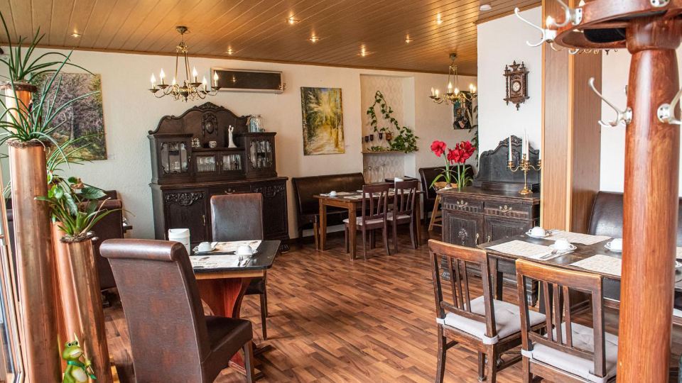 Neubert`s Gasthaus am Rhein