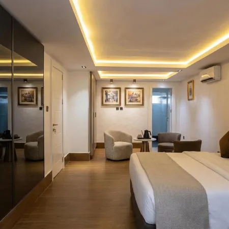 Bolton White Residence