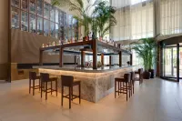 Wine & Books by the Sea, Algarve Resort - 5-Star