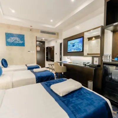 Selat Al Bait Hotel Hotels near Jarir Bookstore