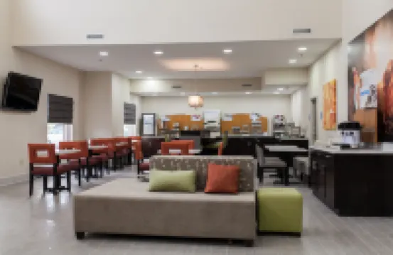 Holiday Inn Express & Suites SWEETWATER by IHG Hotels in Monroe County