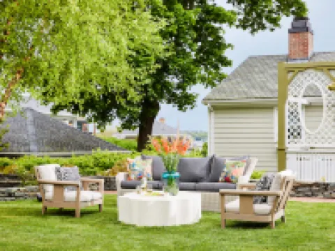 The Cliffside Inn Hotels in Newport