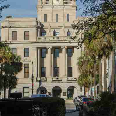 Marriott Savannah Riverfront Hotel Exterior