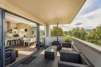 Sovereign Pier on the Waterways