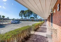Burwood East Motel Hotels in Blackburn