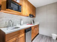 Le Blanc Inn & Suites Hotels in El Monte