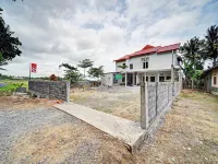 RedDoorz at Omah Candi Sari Near Airport Yia