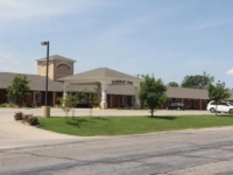 Lindsay Inn Hotels in Cooke County