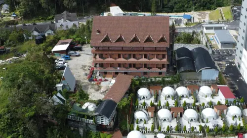 Tekoma Hotel & Hostel Cameron Highlands - Free Shuttle Service - Parkplatz