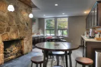 River Edge Inn - Jacuzzi