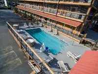 Timbers Lodge - Swimmingpools