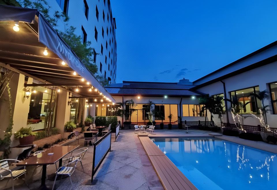 송판부리 호텔 외관